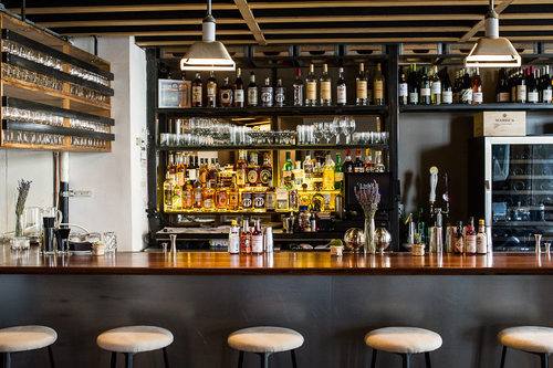 New bar Atrium DUMBO open until midnight | Brooklyn Bridge Parents ...