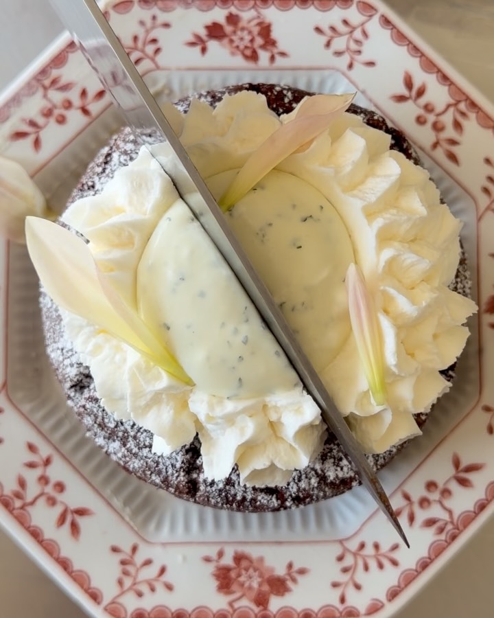 Flourless chocolate cake at Saison bakery in Bed-Stuy